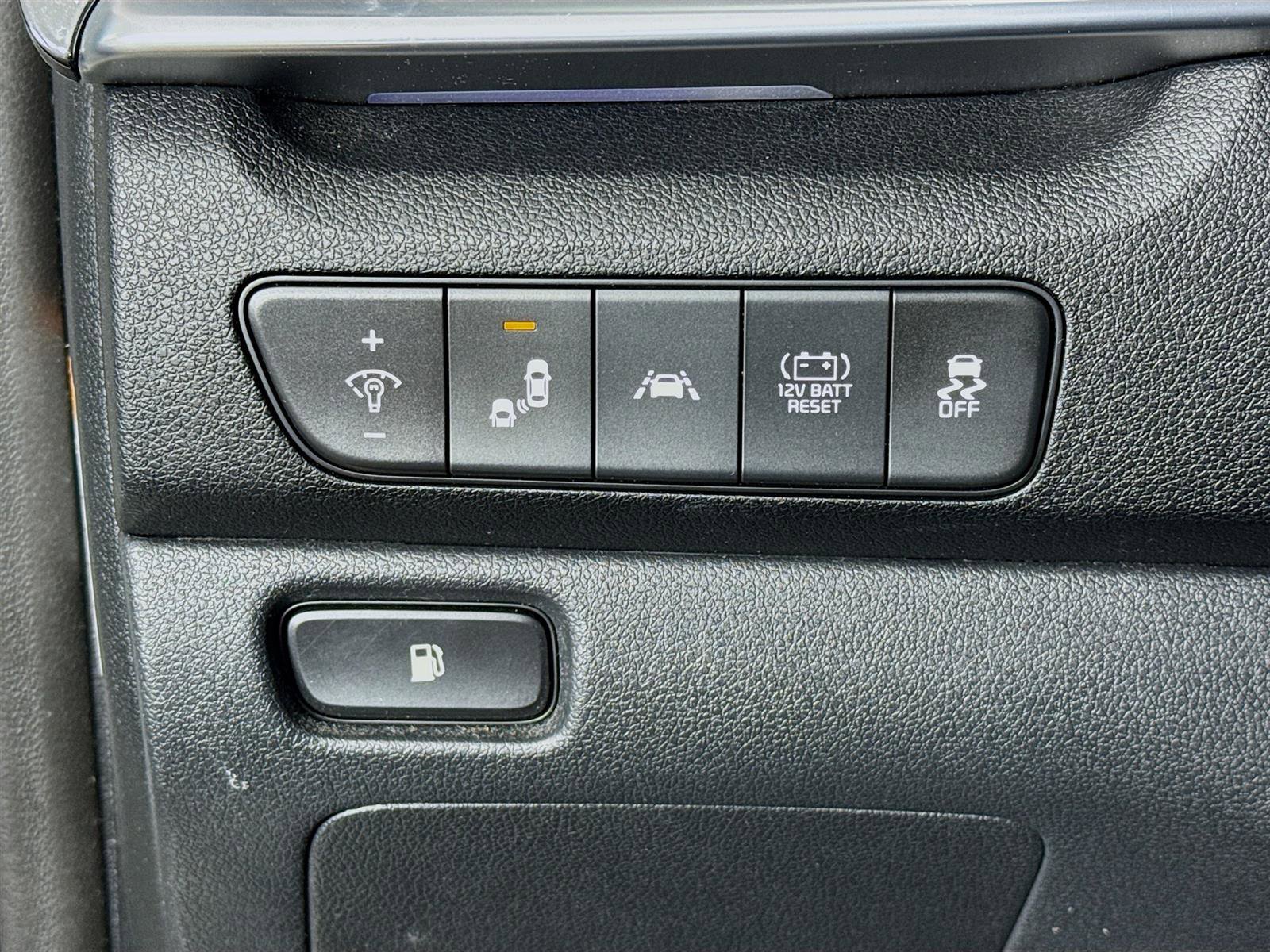 Certified 2022 Kia Niro LXS image 10