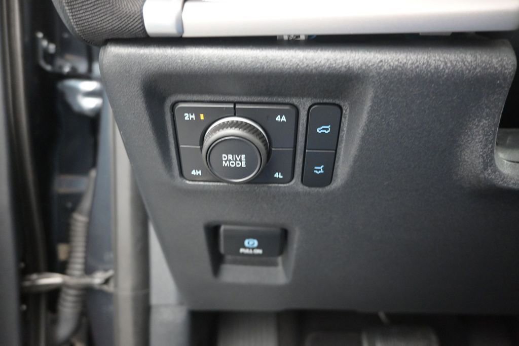 Used 2025 Ford Expedition Max Active AWD/4WD image 14