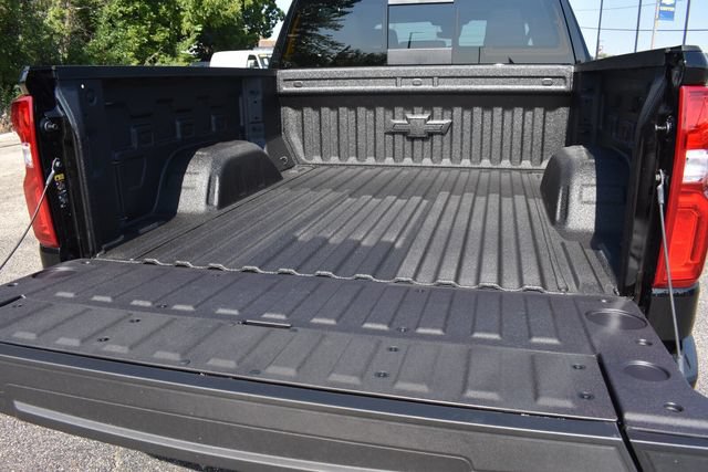 New 2026 Chevrolet Silverado 1500 High Country w/ High Country Premium Package AWD/4WD image 24