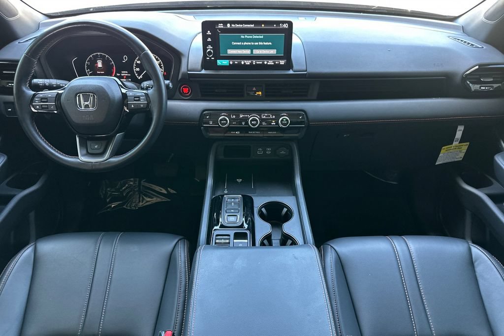 Certified 2025 Honda Pilot TrailSport image 15