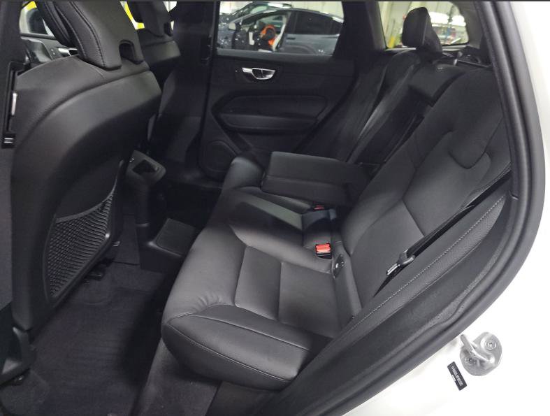 Used 2024 Volvo XC60 T8 Plus w/ Protection Package Premier image 14