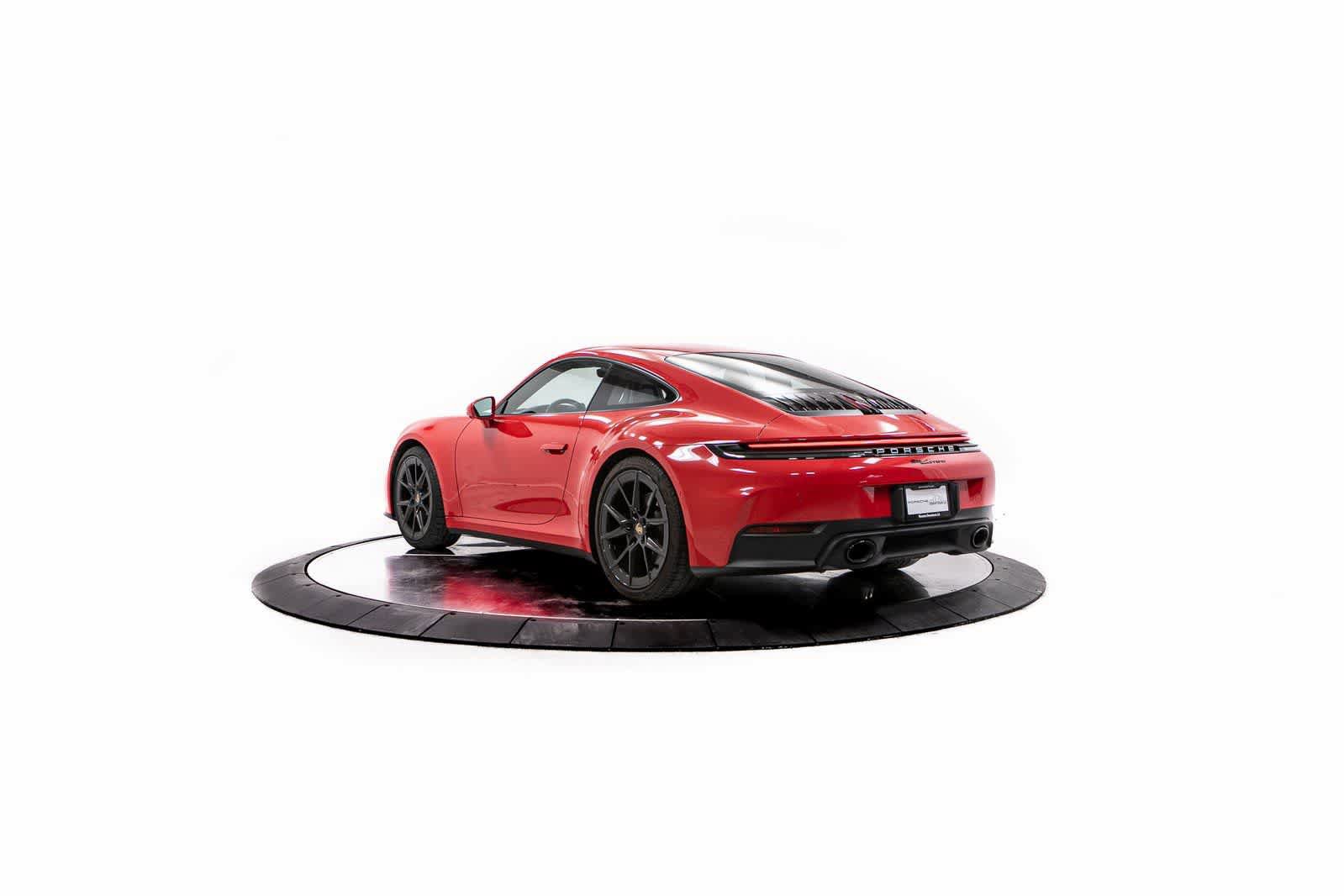 Certified 2025 Porsche 911 Carrera image 3