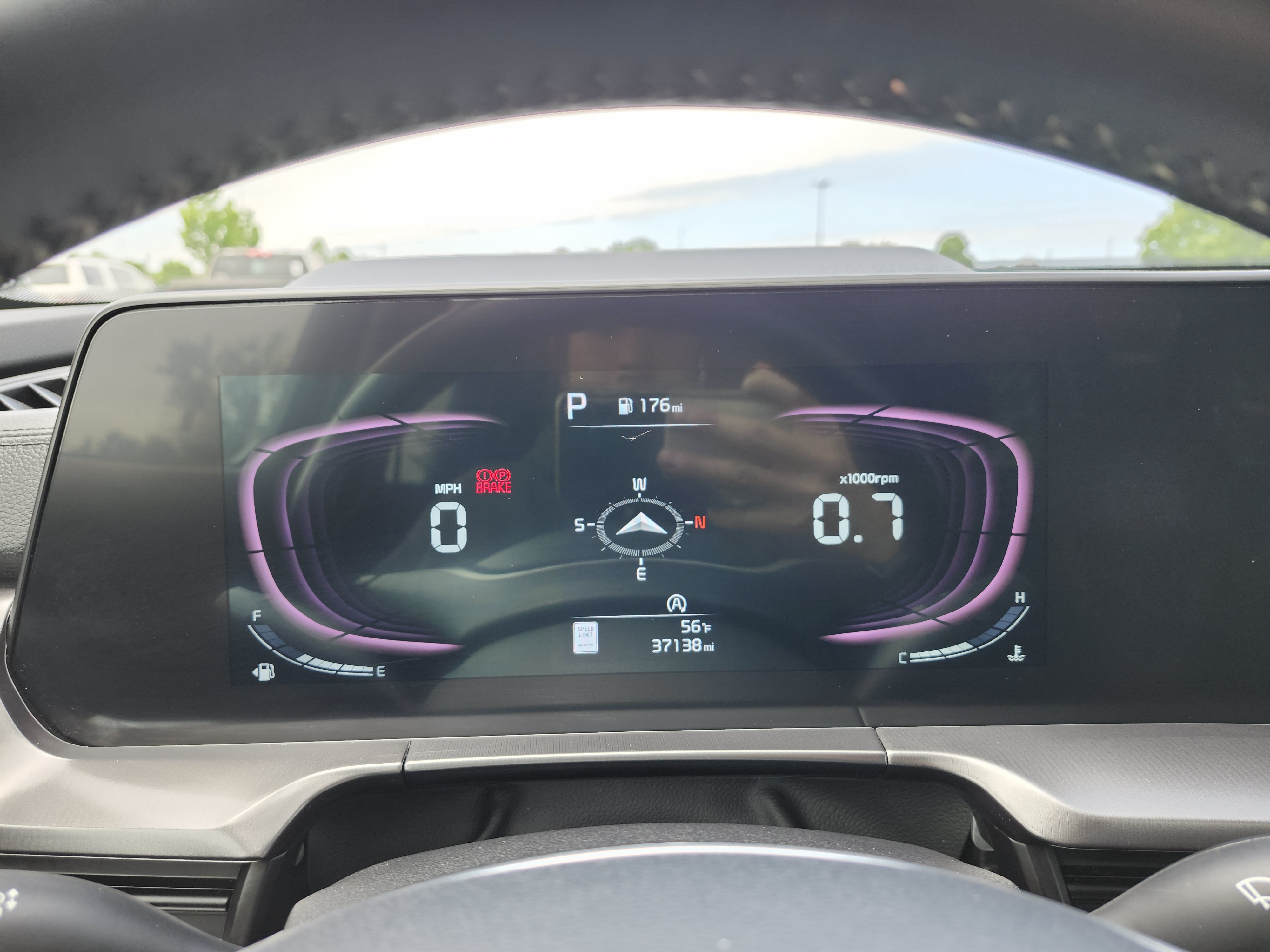Used 2025 Kia Telluride S FWD image 31