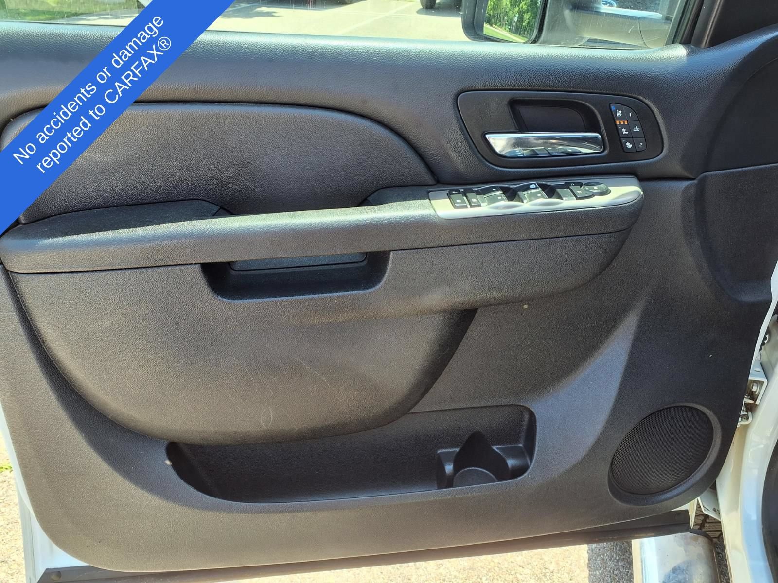 Used 2014 Chevrolet Silverado 2500 LTZ AWD/4WD image 16