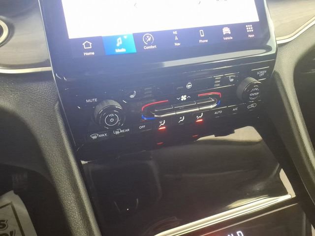 Used 2021 Jeep Grand Cherokee L Limited image 23