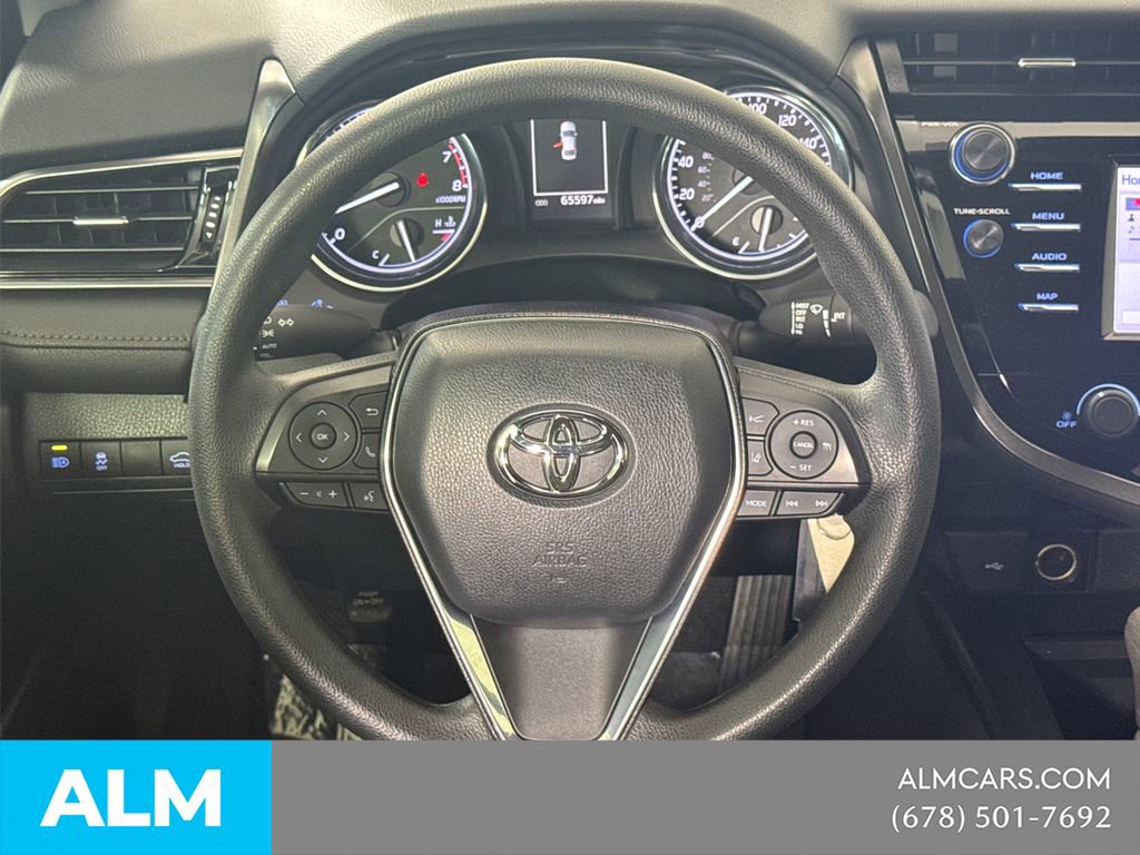 Used 2020 Toyota Camry LE FWD image 27