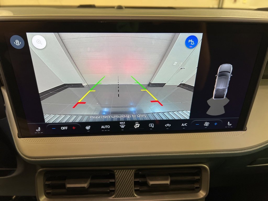 New 2025 Ford Maverick XLT w/ XLT Luxury Package image 11