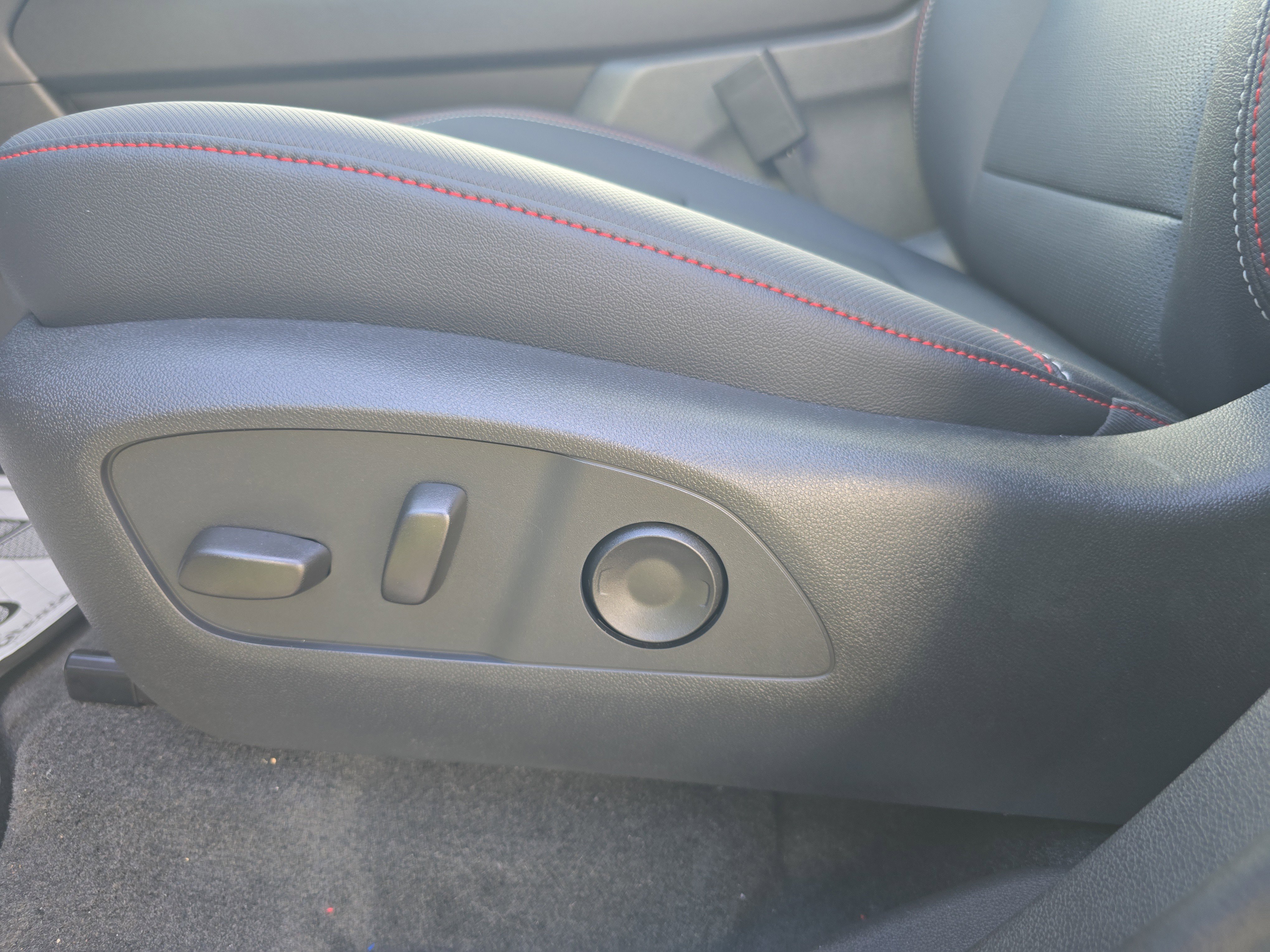 New 2026 Chevrolet Traverse Z71 w/ Enhanced Driving Package image 13