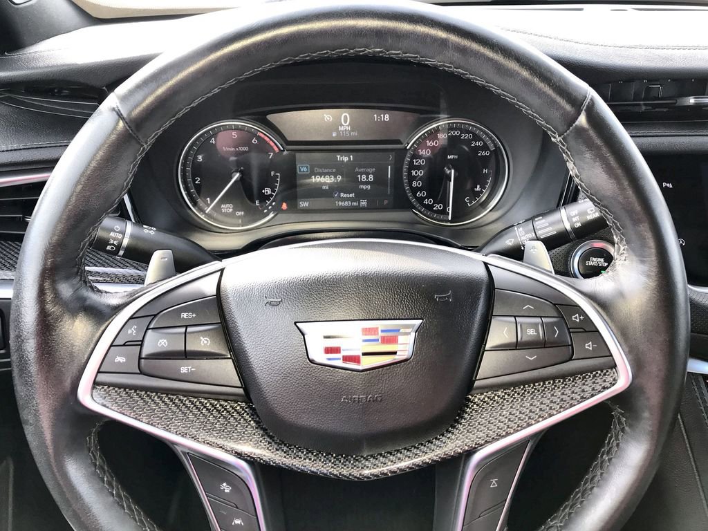 Used 2024 Cadillac XT5 Sportv w/ LPO, Floor Liner Package AWD/4WD image 14