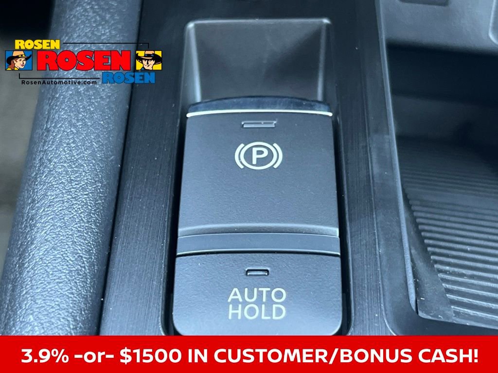 New 2026 Nissan Kicks SV w/ SV Premium Package image 28