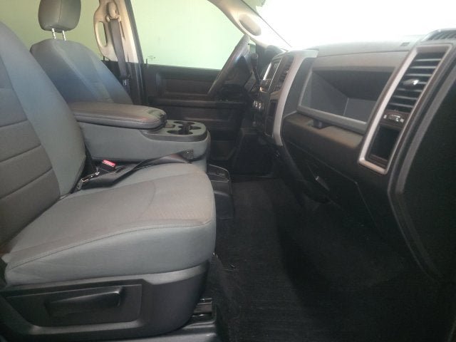 Used 2018 RAM 3500 Tradesman w/ Popular Equipment Group AWD/4WD image 3