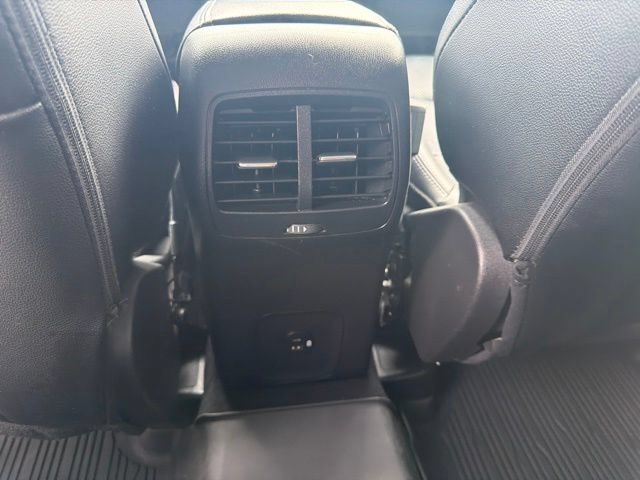 Used 2022 Ford Escape SEL w/ Technology Package AWD/4WD image 27