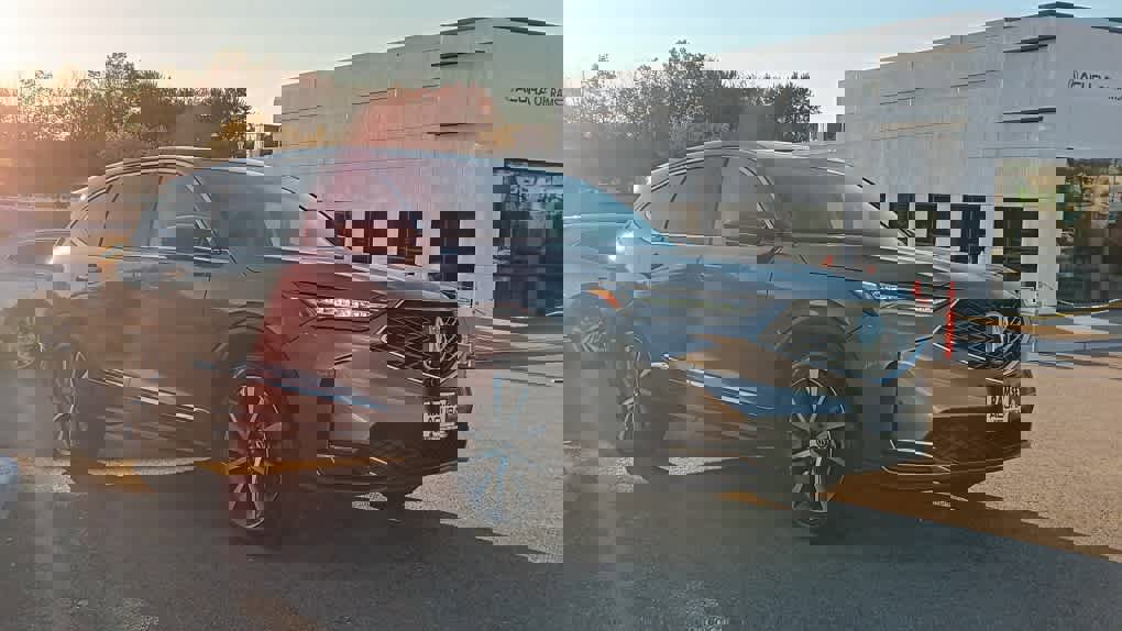 Used 2025 Acura MDX w/Technology Package image 7