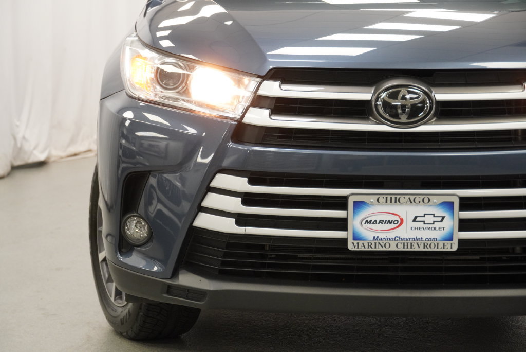 Used 2019 Toyota Highlander XLE AWD/4WD image 10
