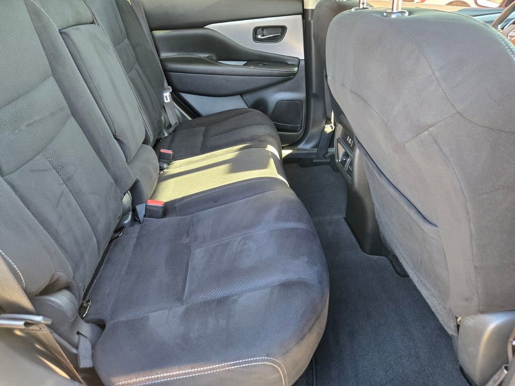 Used 2020 Nissan Murano S image 19