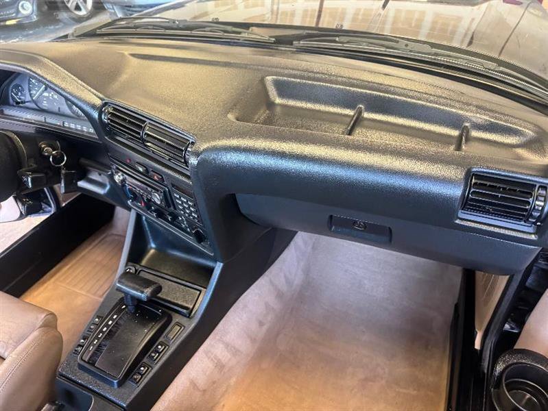 Used 1991 BMW 325i Convertible RWD image 39