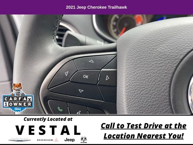 Used 2021 Jeep Cherokee Trailhawk AWD/4WD image 17