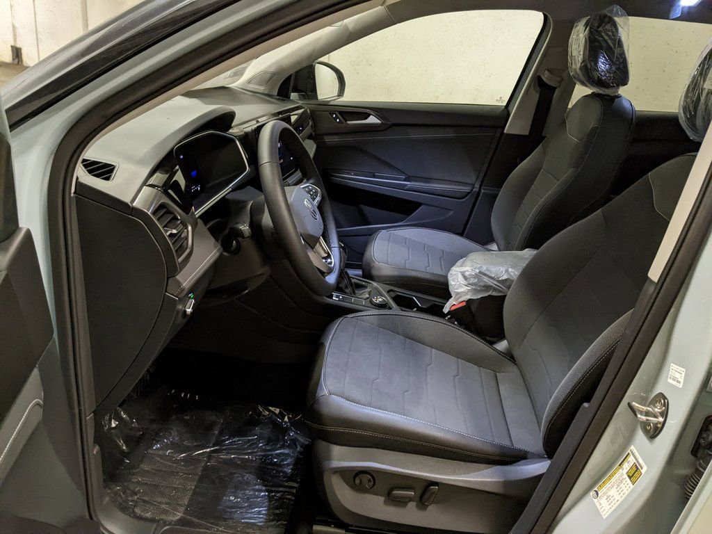 New 2026 Volkswagen Taos SE AWD/4WD image 11