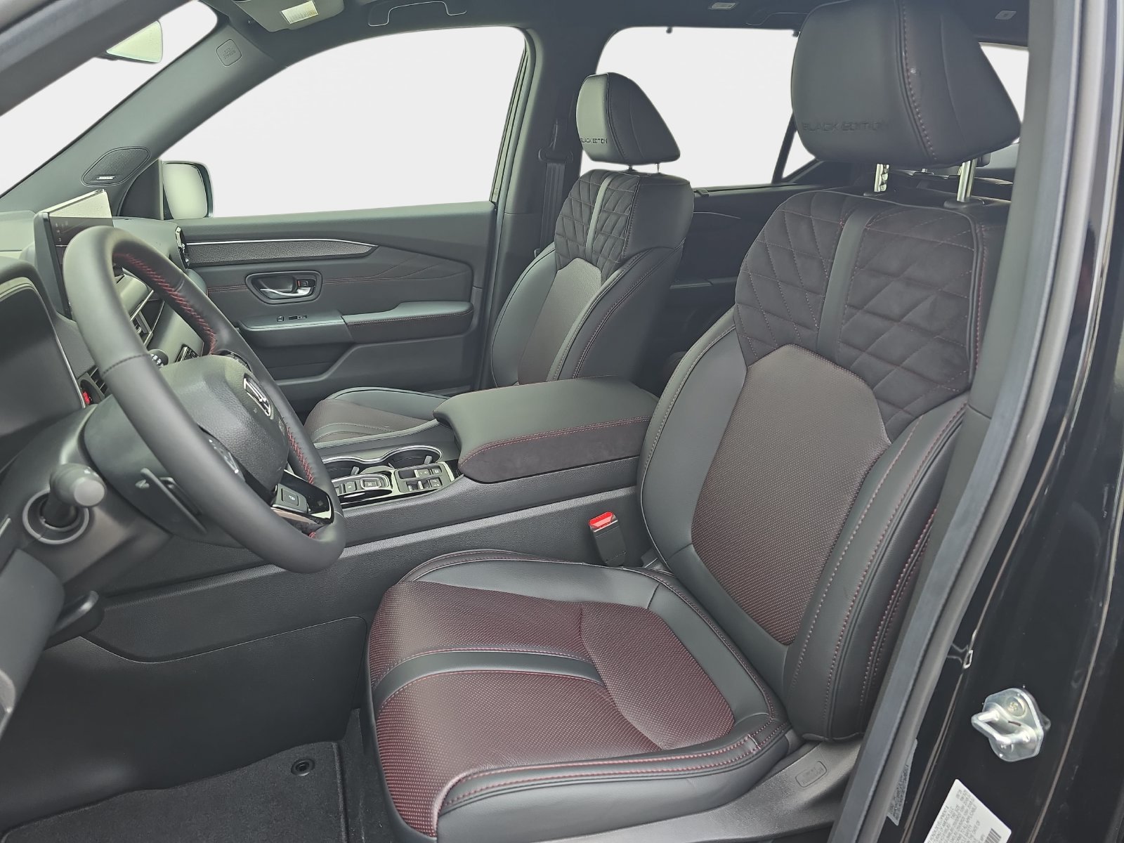 New 2026 Honda Pilot Black Edition image 16