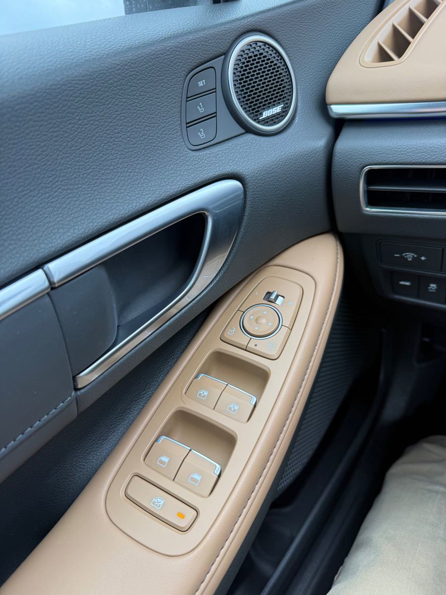 Used 2022 Hyundai Sonata Limited FWD image 25