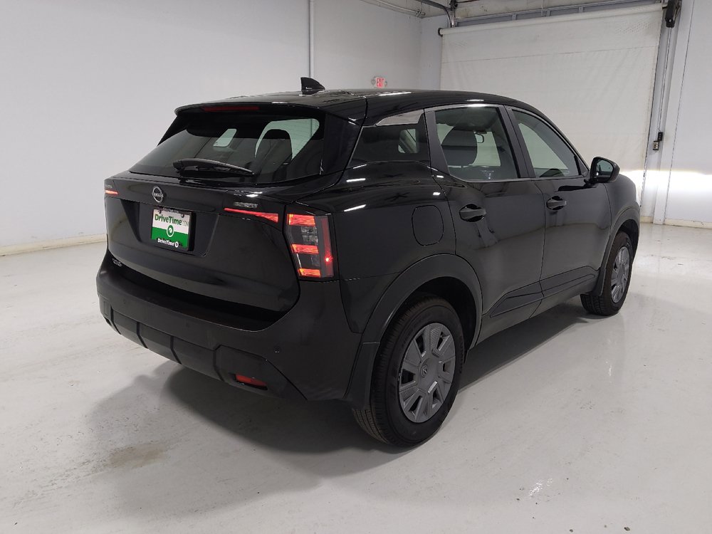 Used 2025 Nissan Kicks S FWD image 9
