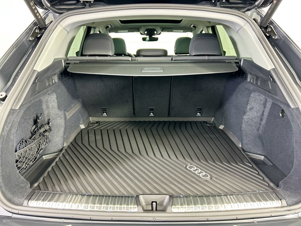Used 2025 Audi Q5 Premium AWD/4WD image 27