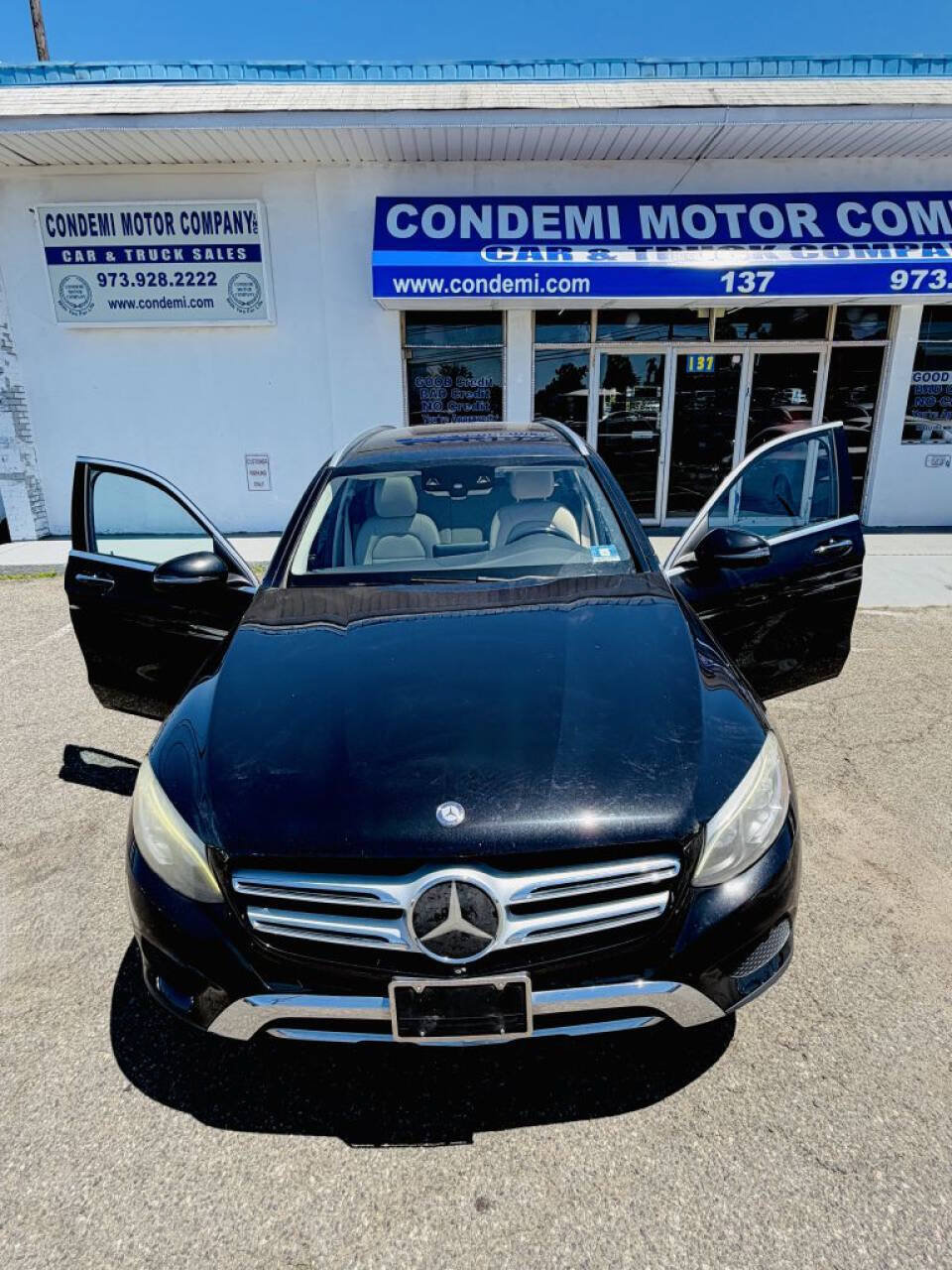 Used 2016 Mercedes-Benz GLC 300 4MATIC w/ Driver Assistance Package image 7