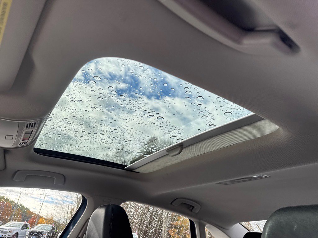 Used 2021 Volkswagen Jetta SE image 9