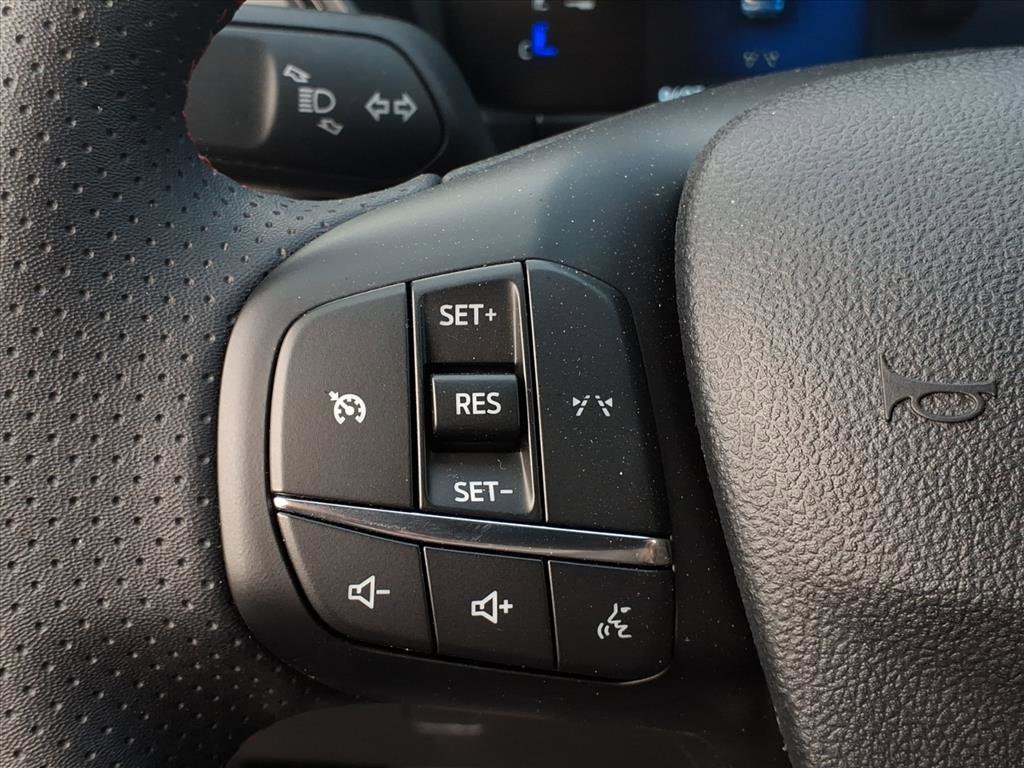 Used 2025 Ford Escape ST-Line FWD image 20