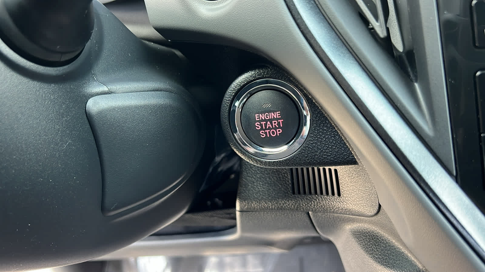 New 2026 Subaru Crosstrek 2.5i Limited w/ Crosstrek Mirror Package AWD/4WD image 17