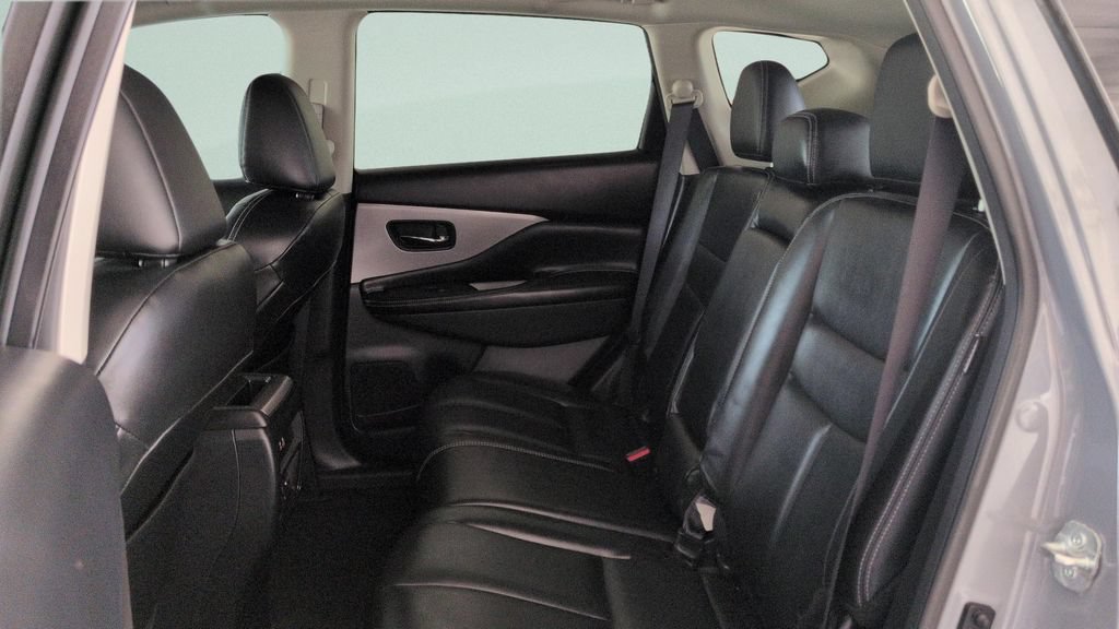 Used 2022 Nissan Murano SV w/ SV Midnight Edition Package FWD image 10