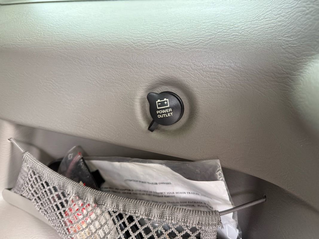 Used 2003 Jeep Liberty Renegade image 37