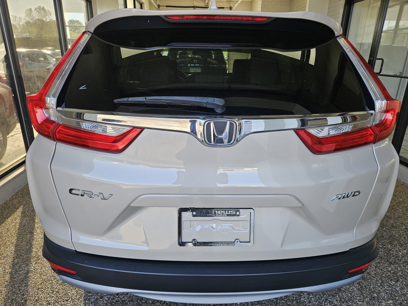 Used 2018 Honda CR-V EX image 3