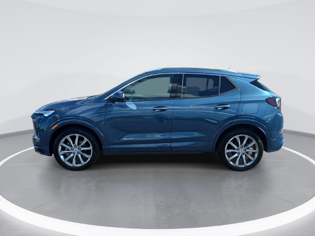 Used 2024 Buick Encore GX Avenir w/ Avenir Convenience Package FWD image 7