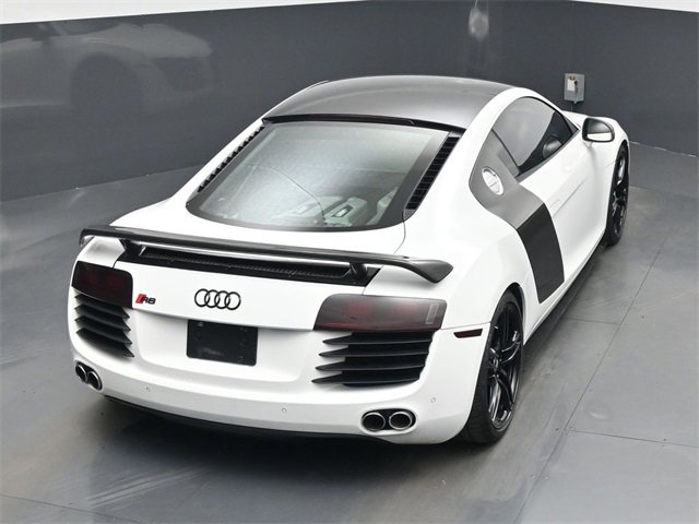 Used 2009 Audi R8 V8 w/ Enhanced Leather Pkg image 48