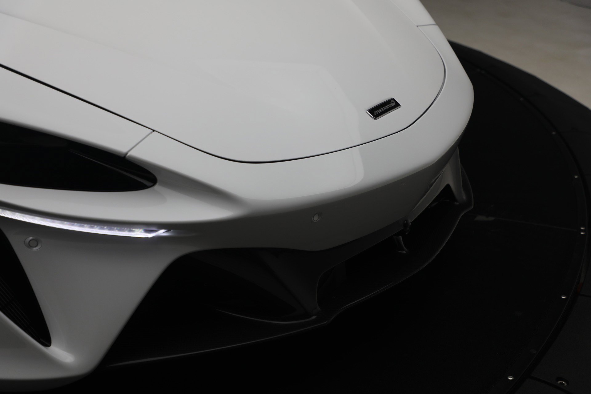 Used 2023 McLaren Artura image 33