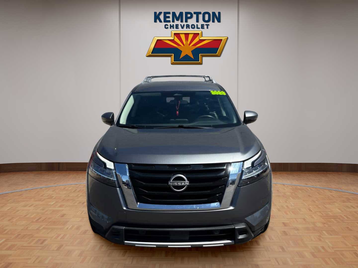 Used 2023 Nissan Pathfinder SL video 1