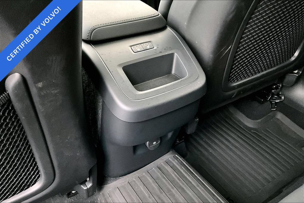 Used 2026 Volvo XC60 B5 Plus AWD/4WD image 30