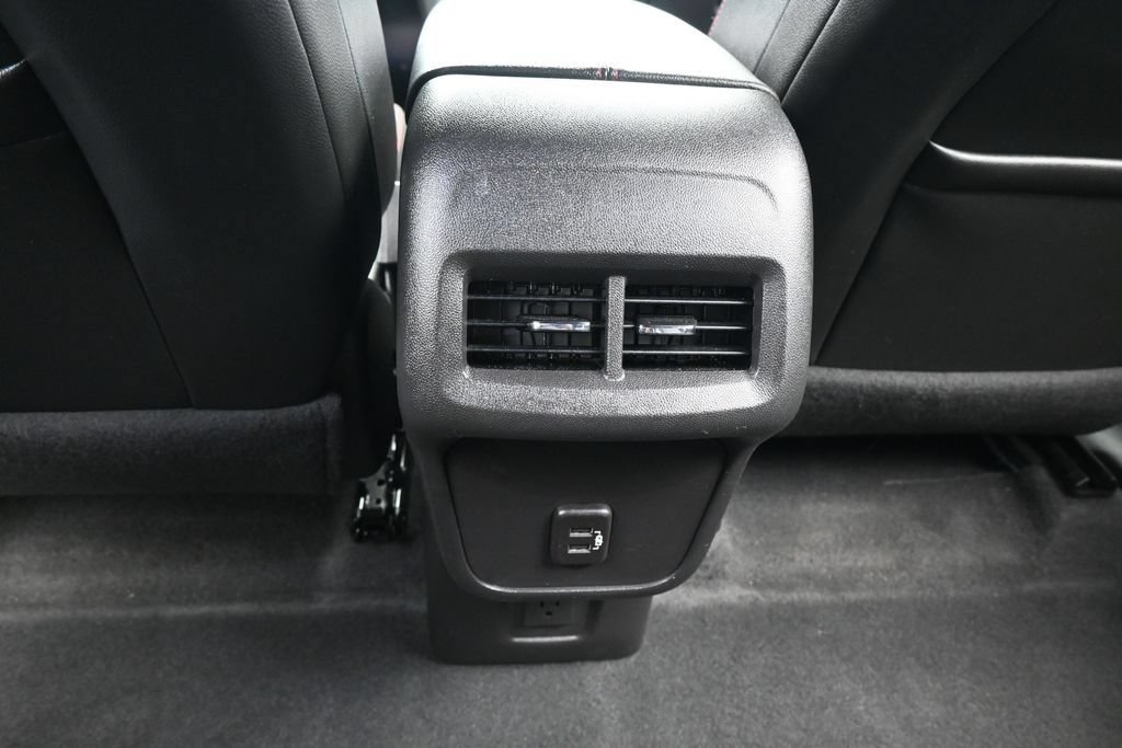 Used 2024 Chevrolet Equinox RS w/ RS Leather Package FWD image 44