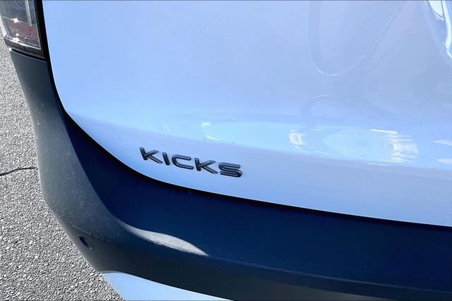 Used 2025 Nissan Kicks SV w/ SV Premium Package image 23