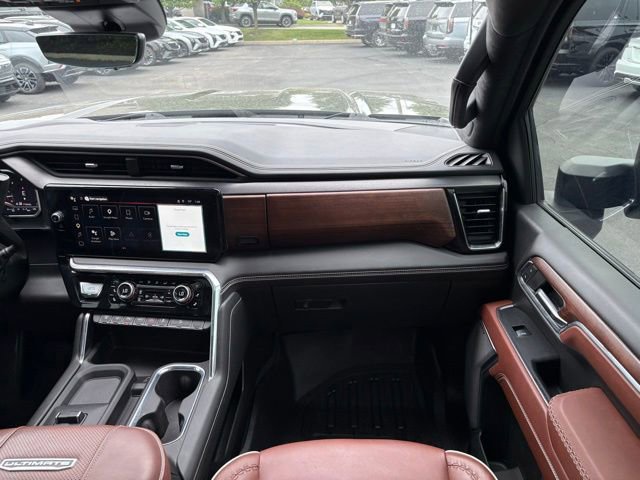 Used 2024 GMC Sierra 2500 Denali Ultimate w/ Max Trailering Package AWD/4WD image 24