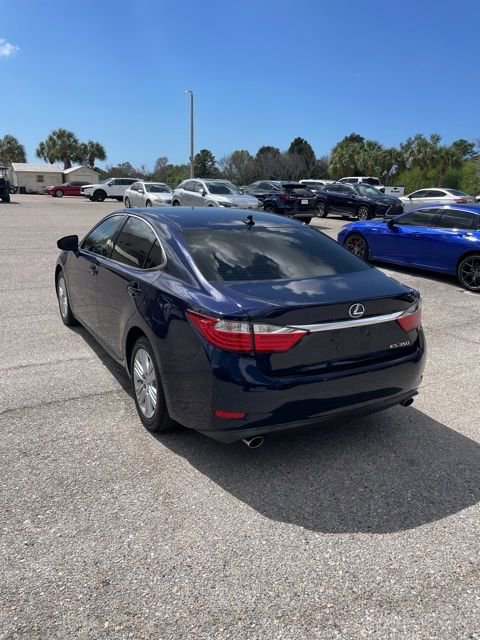 Used 2013 Lexus ES 350 w/ Premium Pkg image 2
