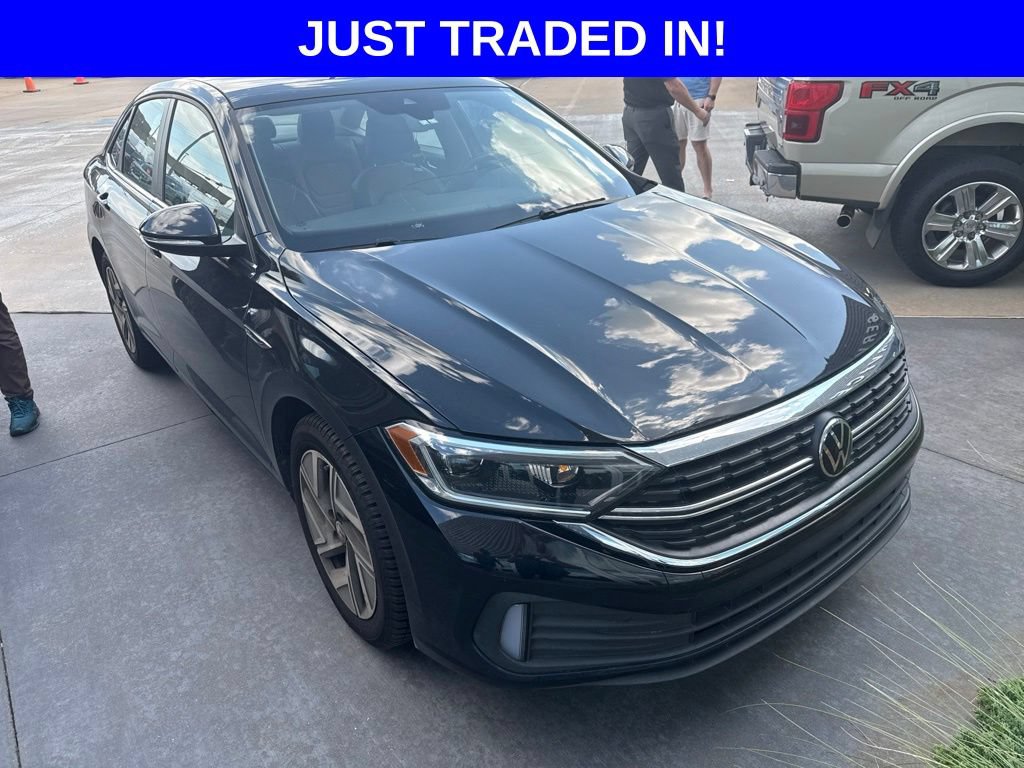 Used 2023 Volkswagen Jetta SEL