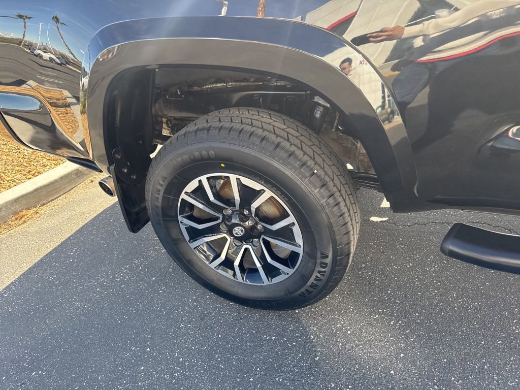 Certified 2022 Toyota Tacoma TRD Sport w/ Technology Package AWD/4WD image 19