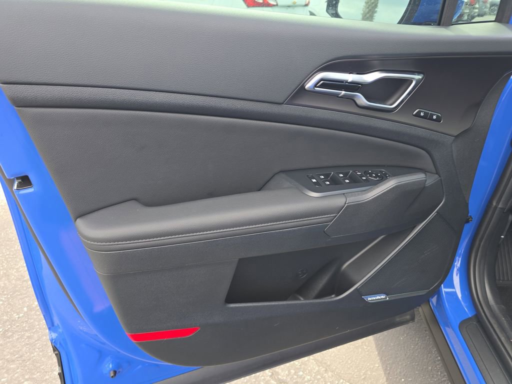 New 2026 Kia Sportage SX image 18