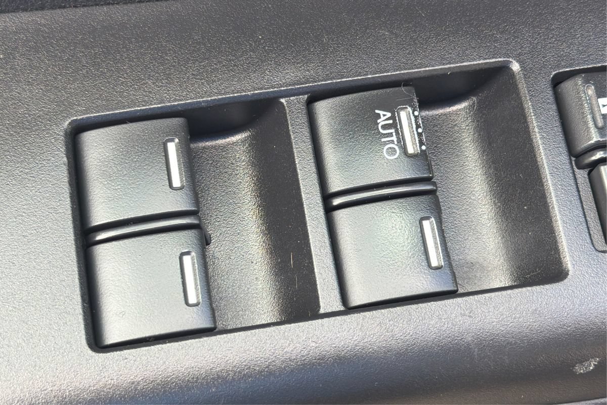 Used 2016 Honda CR-V EX image 37