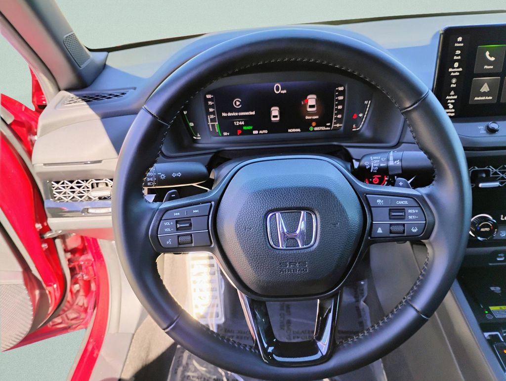 Used 2025 Honda Accord Sport image 30