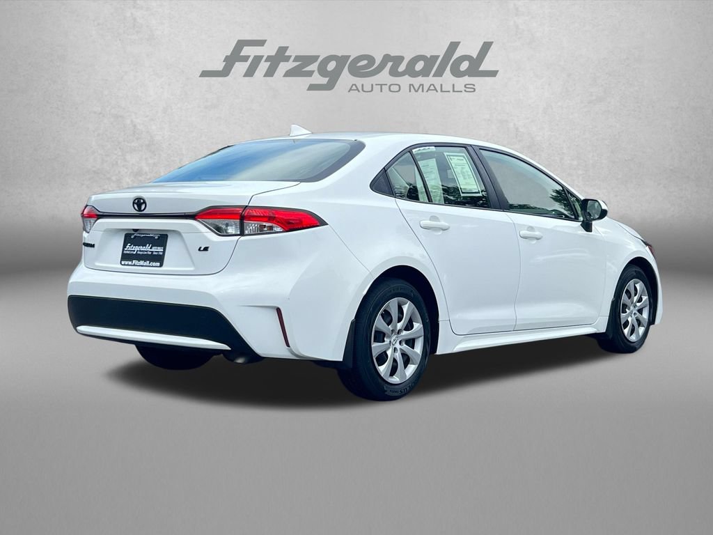 Used 2022 Toyota Corolla LE FWD image 8