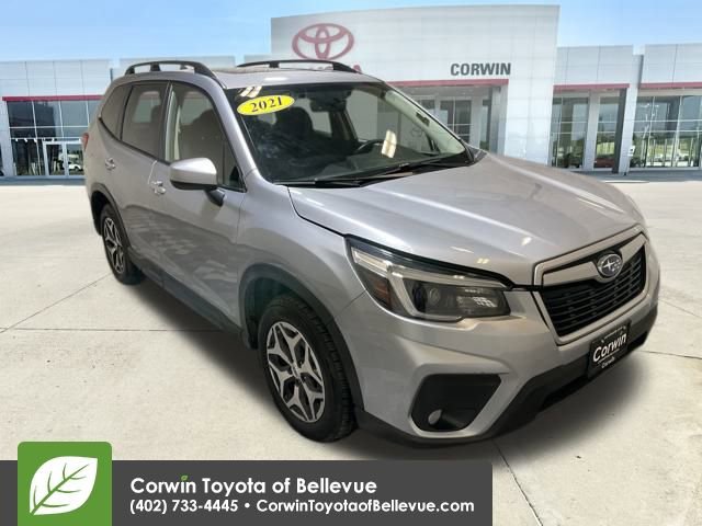Used 2021 Subaru Forester Premium image 7