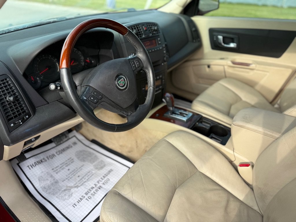 Used 2004 Cadillac SRX w/ Preferred Equipment Group RWD image 9